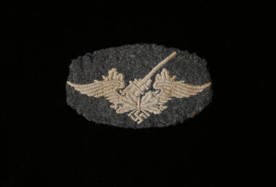 欢庆春节！戎马世界章牌大赏第112期春节大拍  德专场 - 德三空军高射炮兵人员徽章（高射炮兵专业资格章）