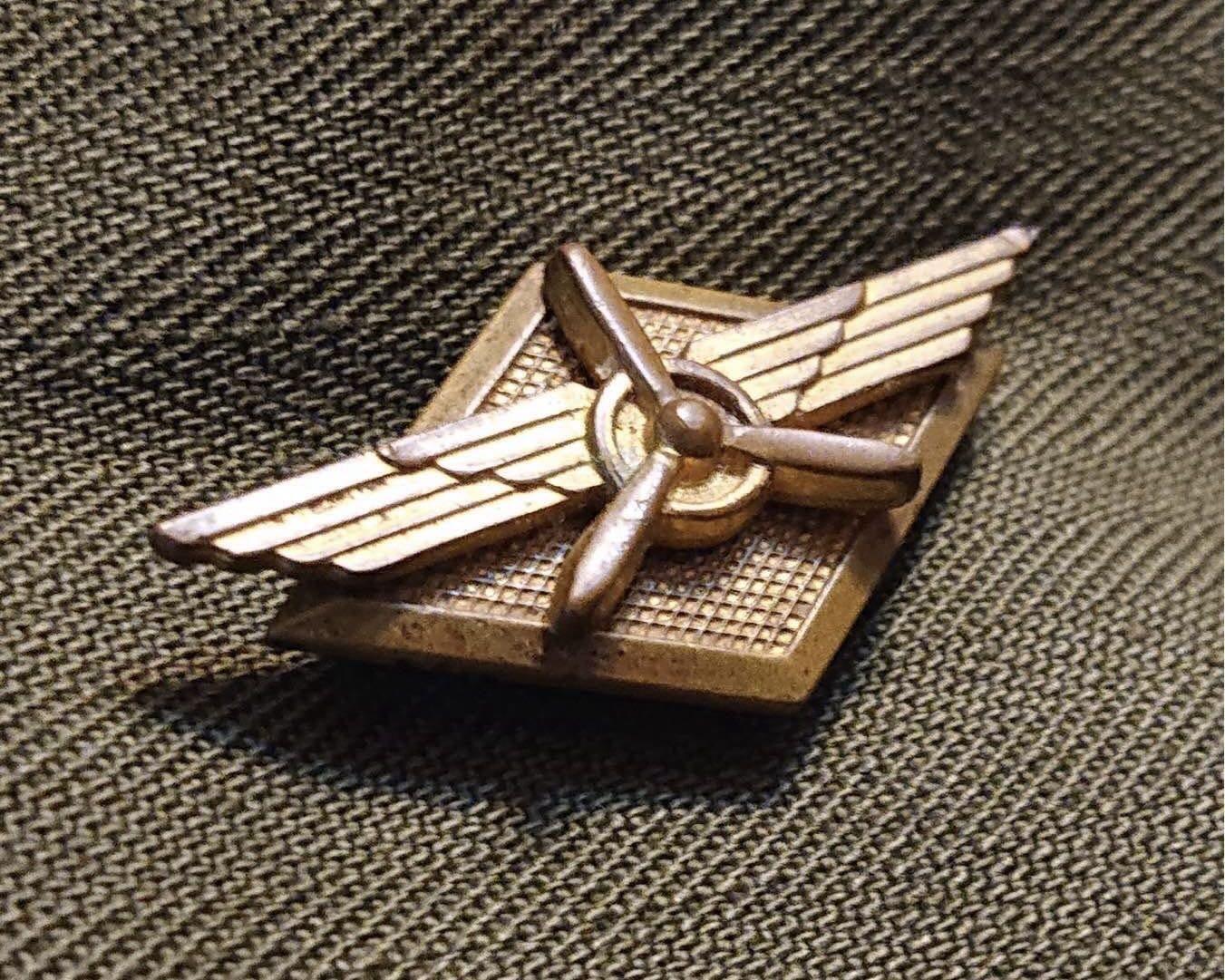 【第伍場】近代勋奖章徽章服饰杂项专场 抗战孤品—第一代留美空军胸针