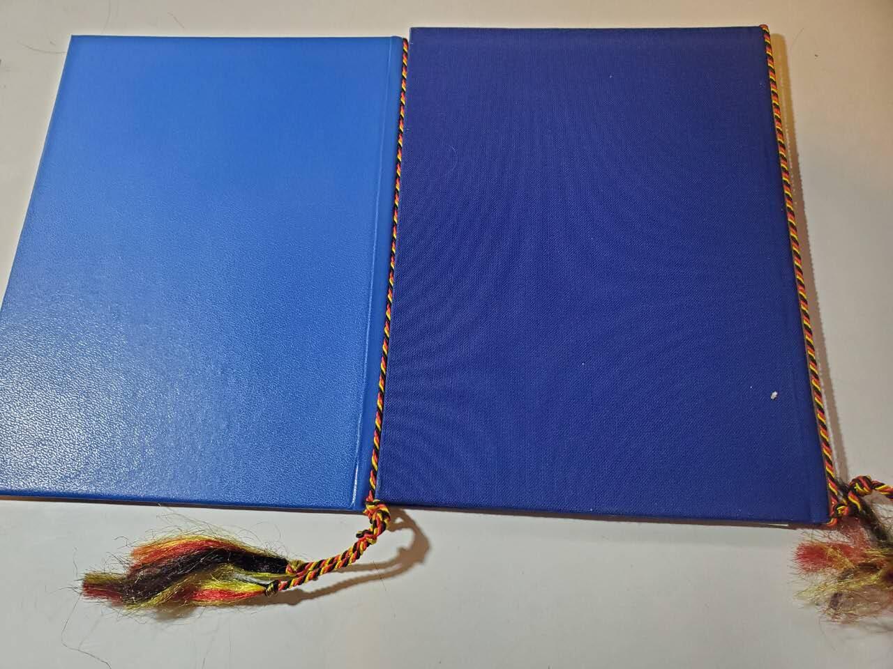 韵星假日军品类拍卖第40期 -- Rimey Holidays Militaria Auction 40 民主德国红十字服务奖章、军医证章带证书一套+证书不同版本封皮一个 均好品