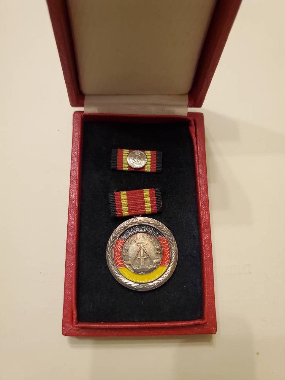 （450件拍品！制服徽章盛宴）罗岚⭐爱藏⭐年前甄选大拍场-店主清仓处理-分享拍场额外现金红包（实体经营）