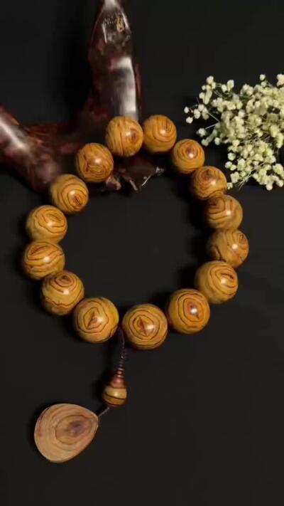 零元拍：继续再来大豪珠，海南黄花梨豪华大手持3.9-4.0/15颗大猪猪手持