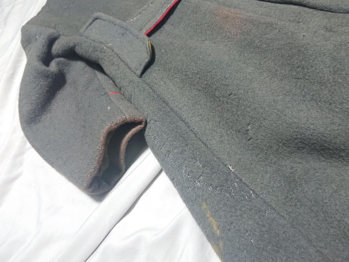 【第伍場】近代勋奖章徽章服饰杂项专场 驻朝鲜？苏式？高阶军官柞蚕丝衬 灰呢大衣 肩宽约53cm、袖长约60cm