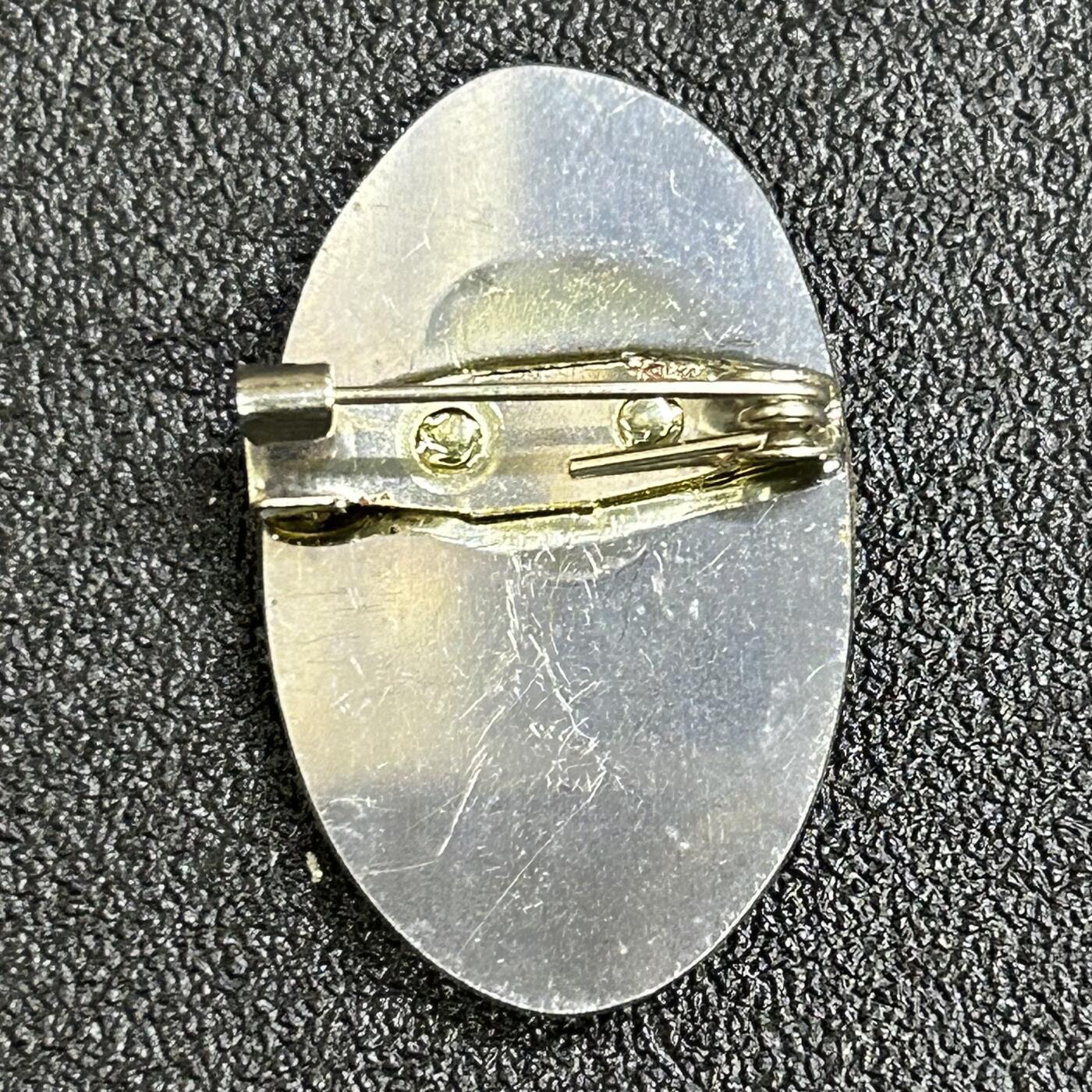 西秦中古拍卖第七十七期 2026马年新春专场 本场拍品年初九发出 越南 河内—西贡 旅游纪念章