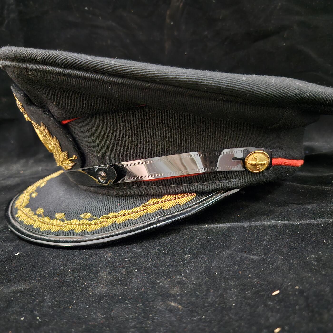 0元起拍勋章 第333期 咸鱼国勋章拍卖专场 2月11日（周三）下午6：00开始 荷兰陆军炮兵校官礼服大檐帽 61cm