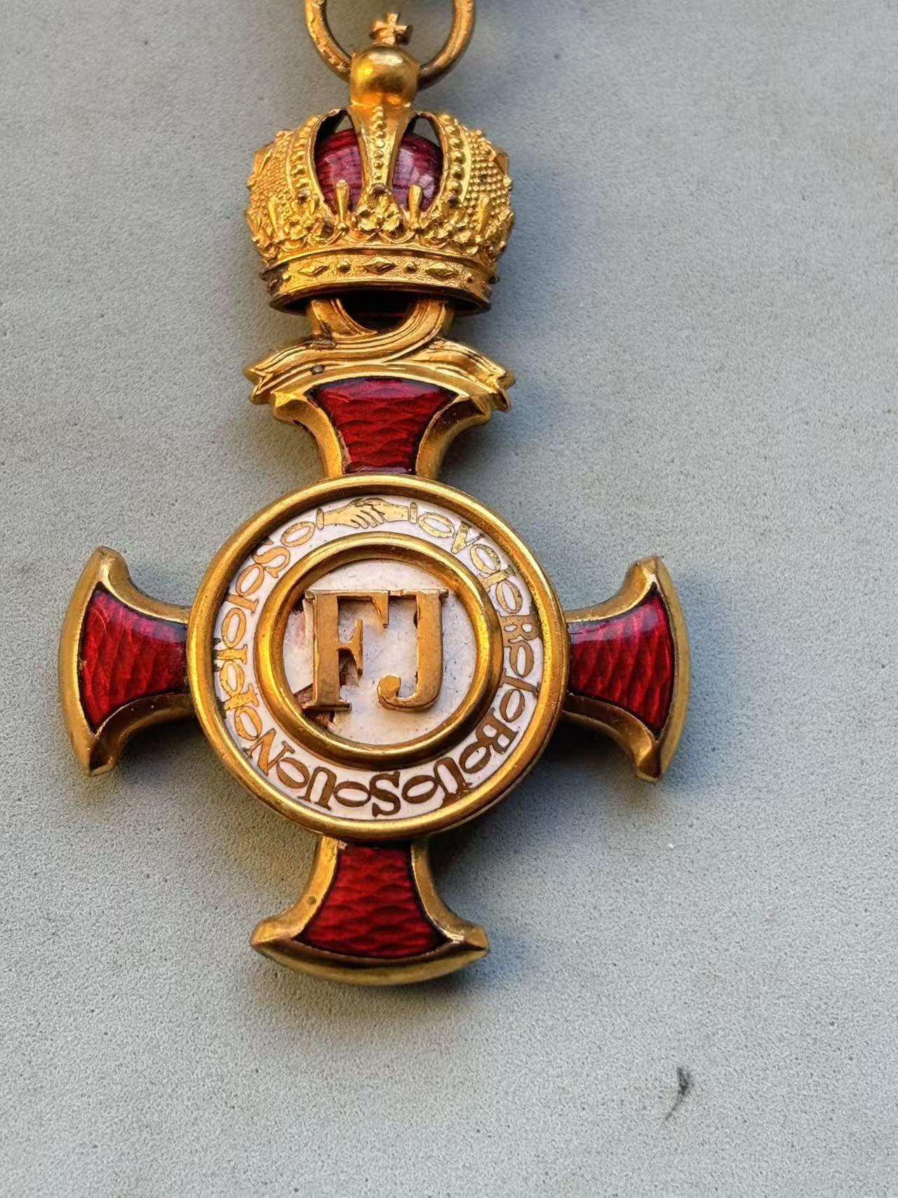 盛世勋华——号角文化勋章邮票专场拍卖第305期 奥匈帝国一级功绩勋章 金制带标 带原盒