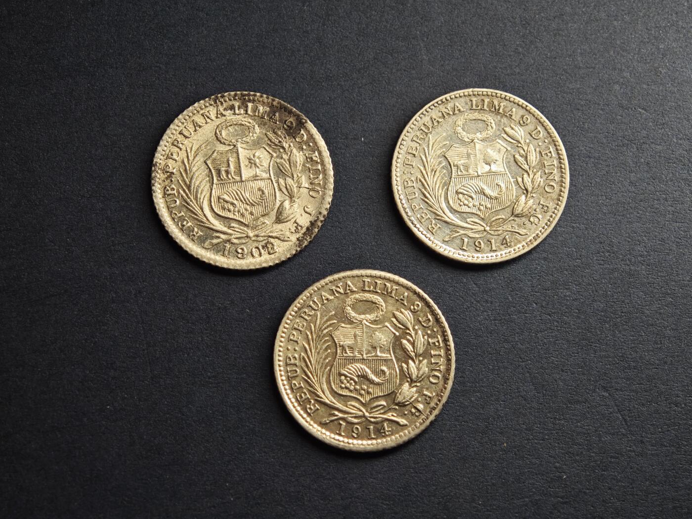 两枚1914年和1902年秘鲁5分银币