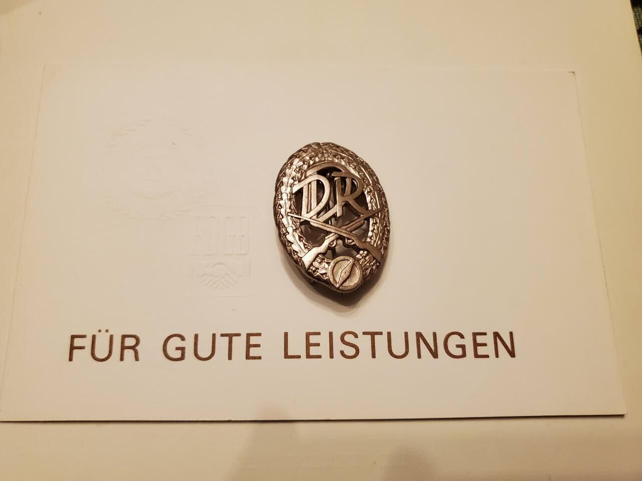 （450件拍品！制服徽章盛宴）罗岚⭐爱藏⭐年前甄选大拍场-店主清仓处理-分享拍场额外现金红包（实体经营） 民主德国金级准军事部队体能射击奖章带证一套 好品