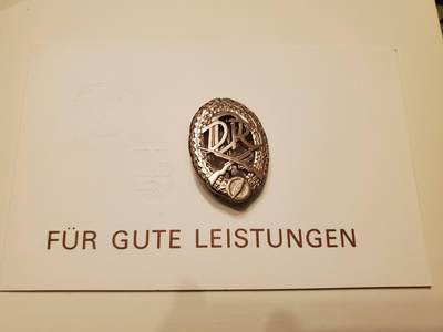 （450件拍品！制服徽章盛宴）罗岚⭐爱藏⭐年前甄选大拍场-店主清仓处理-分享拍场额外现金红包（实体经营） - 民主德国金级准军事部队体能射击奖章带证一套 好品