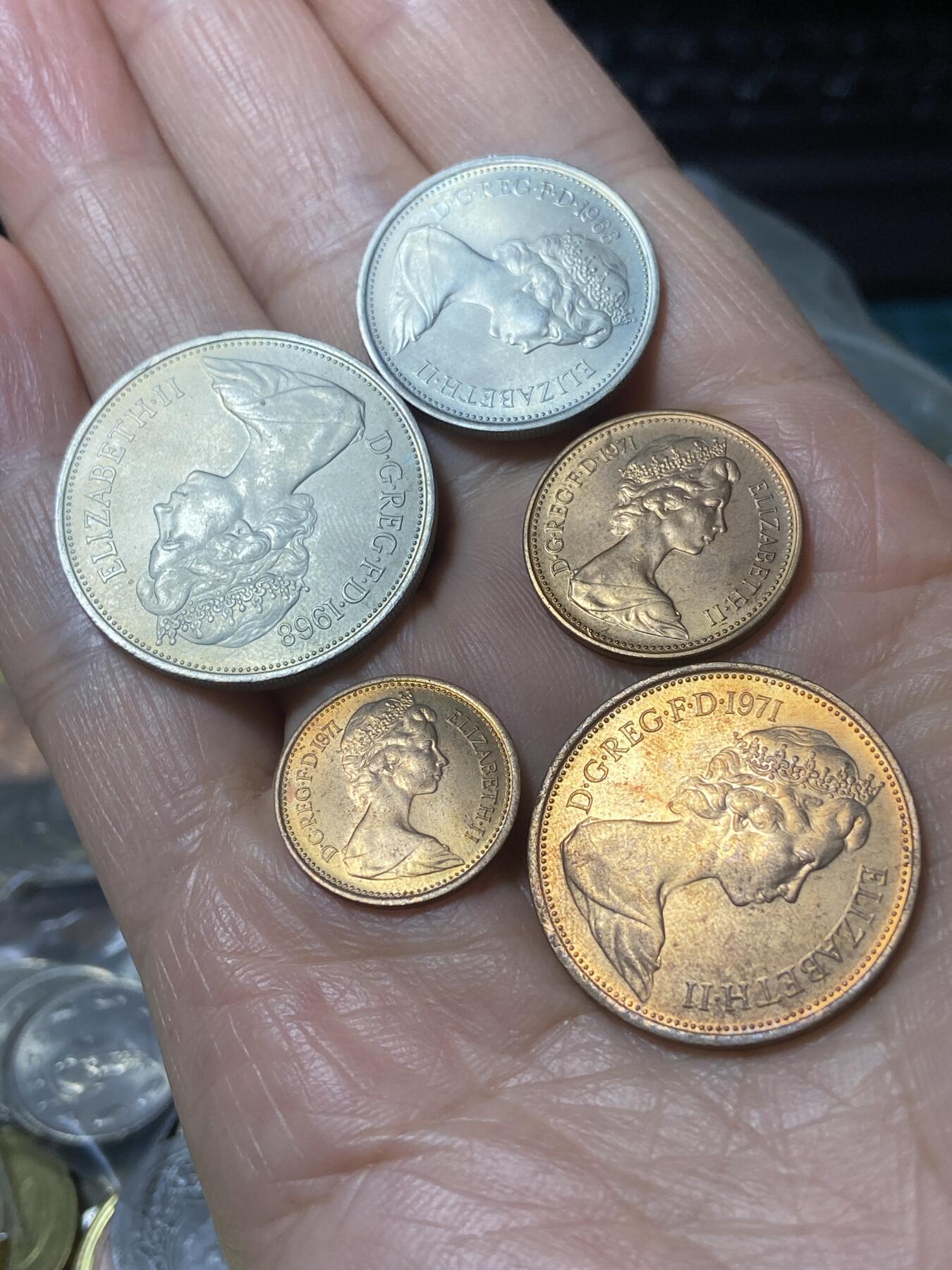 2026年第二十二场(总第一百九十一场）外国好品散币场(免佣金) 英国🇬🇧十进制第一版首发年套币5枚