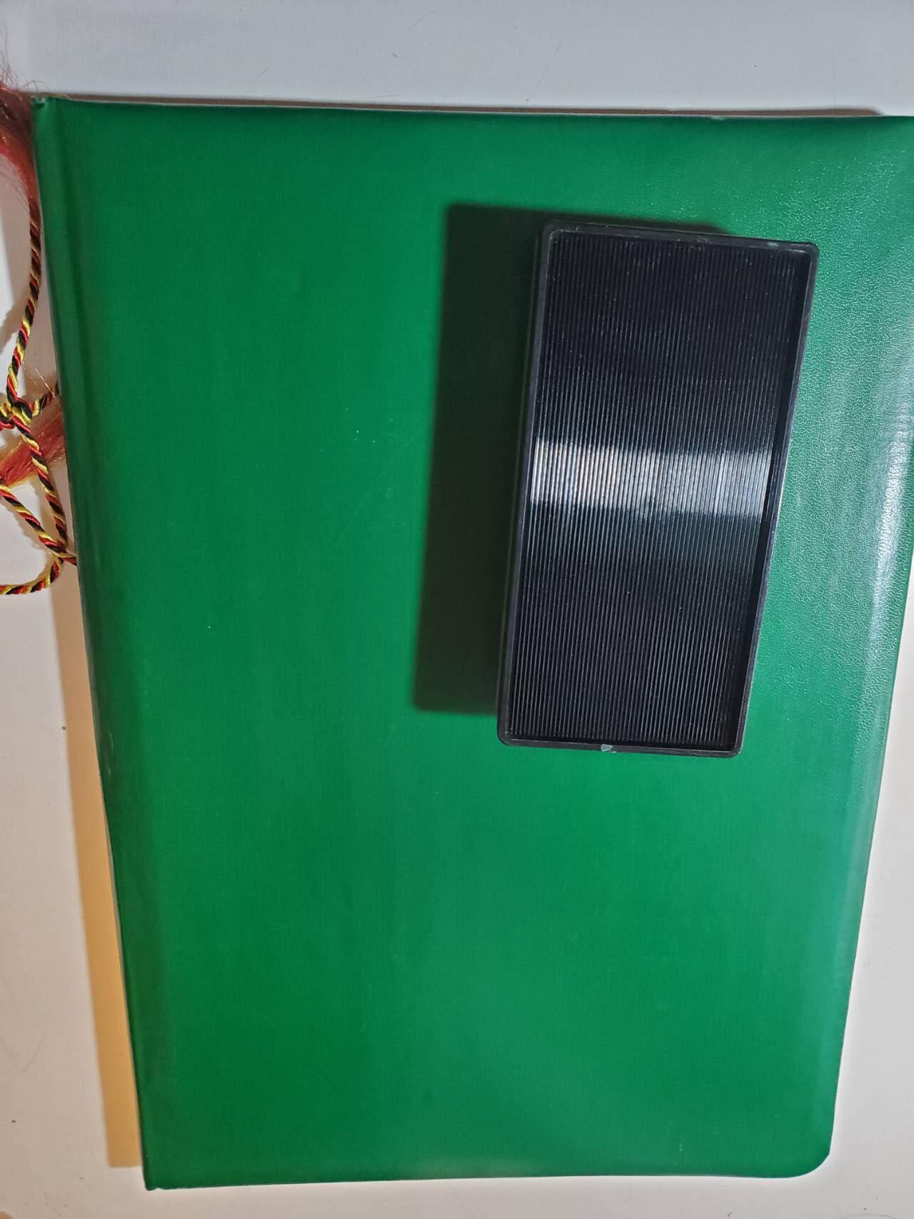 韵星假日军品类拍卖第40期 -- Rimey Holidays Militaria Auction 40 民主德国内务部武装力量特级一等优秀服务奖章实发带大证书一套 稀有版本证书 铜镀金极品 最高等级内务部服役奖章 少见一套