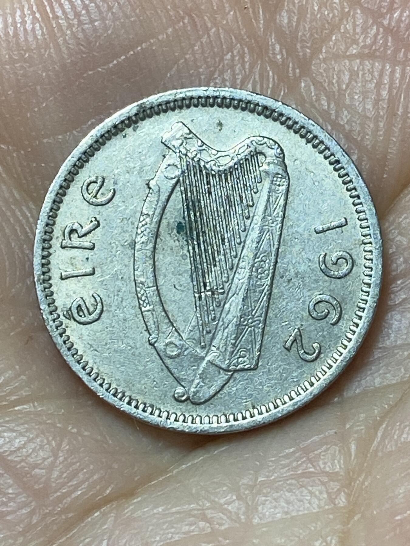 2026年第二十二场(总第一百九十一场）外国好品散币场(免佣金) 爱尔兰🇮🇪1962年3便士(共和国时期第一套第二版)