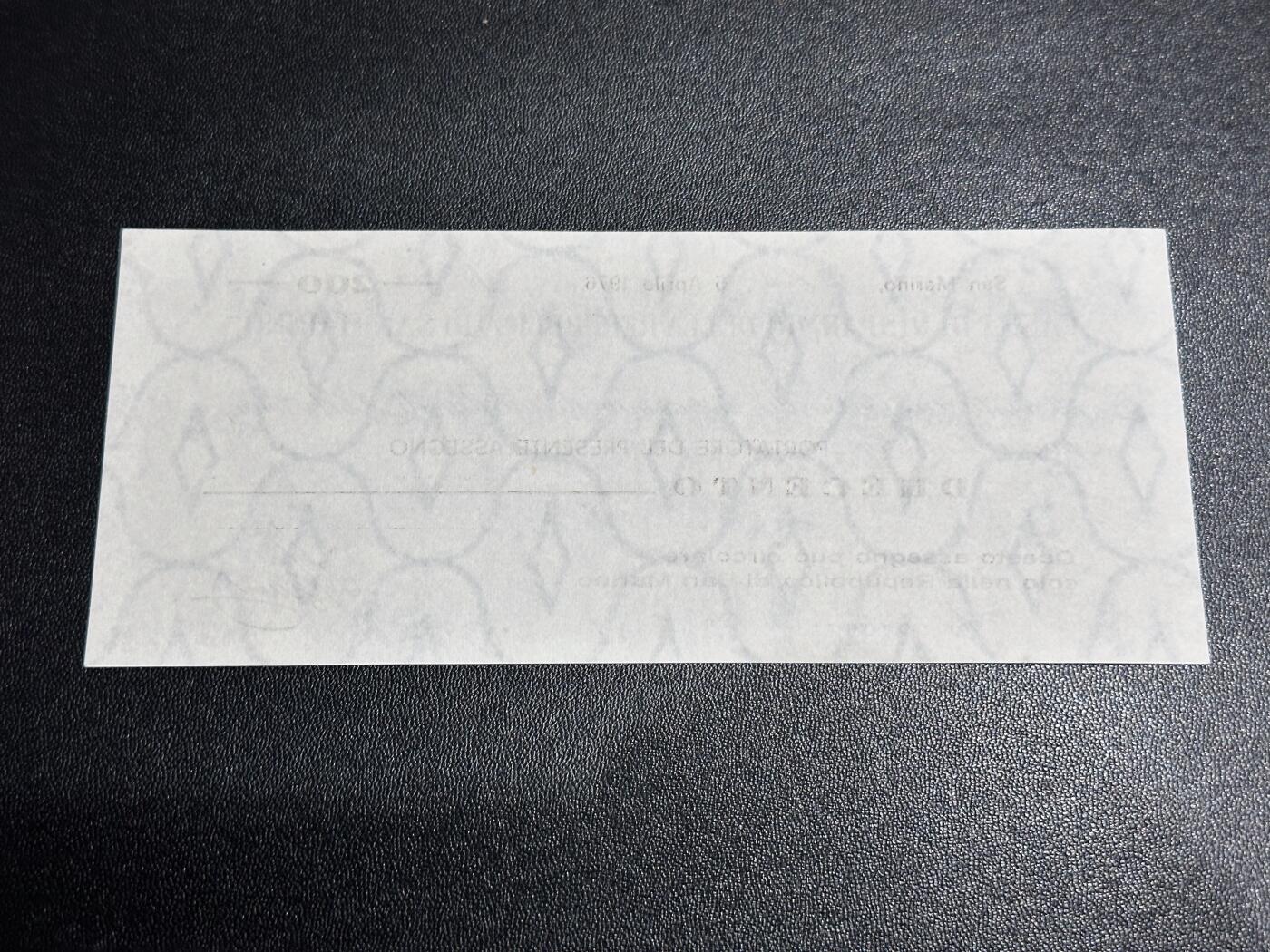 《外钞收藏家》第六百一十期（新年假期场/年后快递恢复正常再发货）（长期征集拍品、欢迎藏友们联系合作） 圣马力诺共和国1976年200里拉官方版钱币 稀少 基本全新