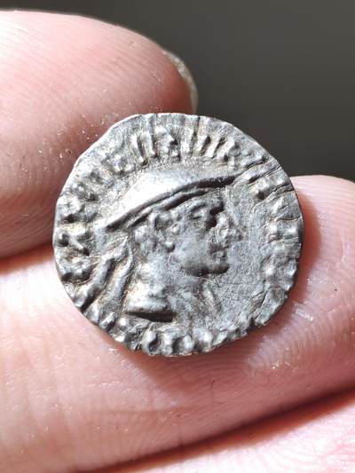 星盘世界钱币二月二十一日初五 世界古典币春节精品大拍 祝各位藏友马年大吉-新年新气象！ - 历史名人！印度-希腊王国 安提亚基达斯斯 公元前115-前95年  银币德拉克马 背面宙斯旁边的大象表明了希腊人对佛教的皈依