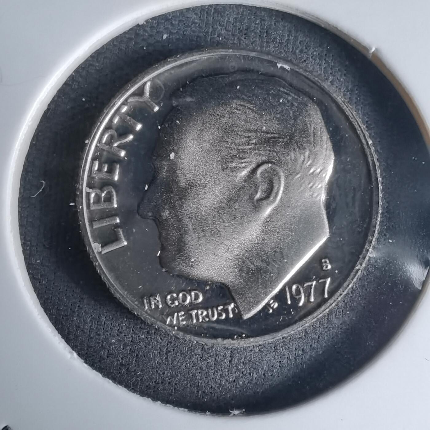 沼泽如烟--第990场 美国1977年十分精制币