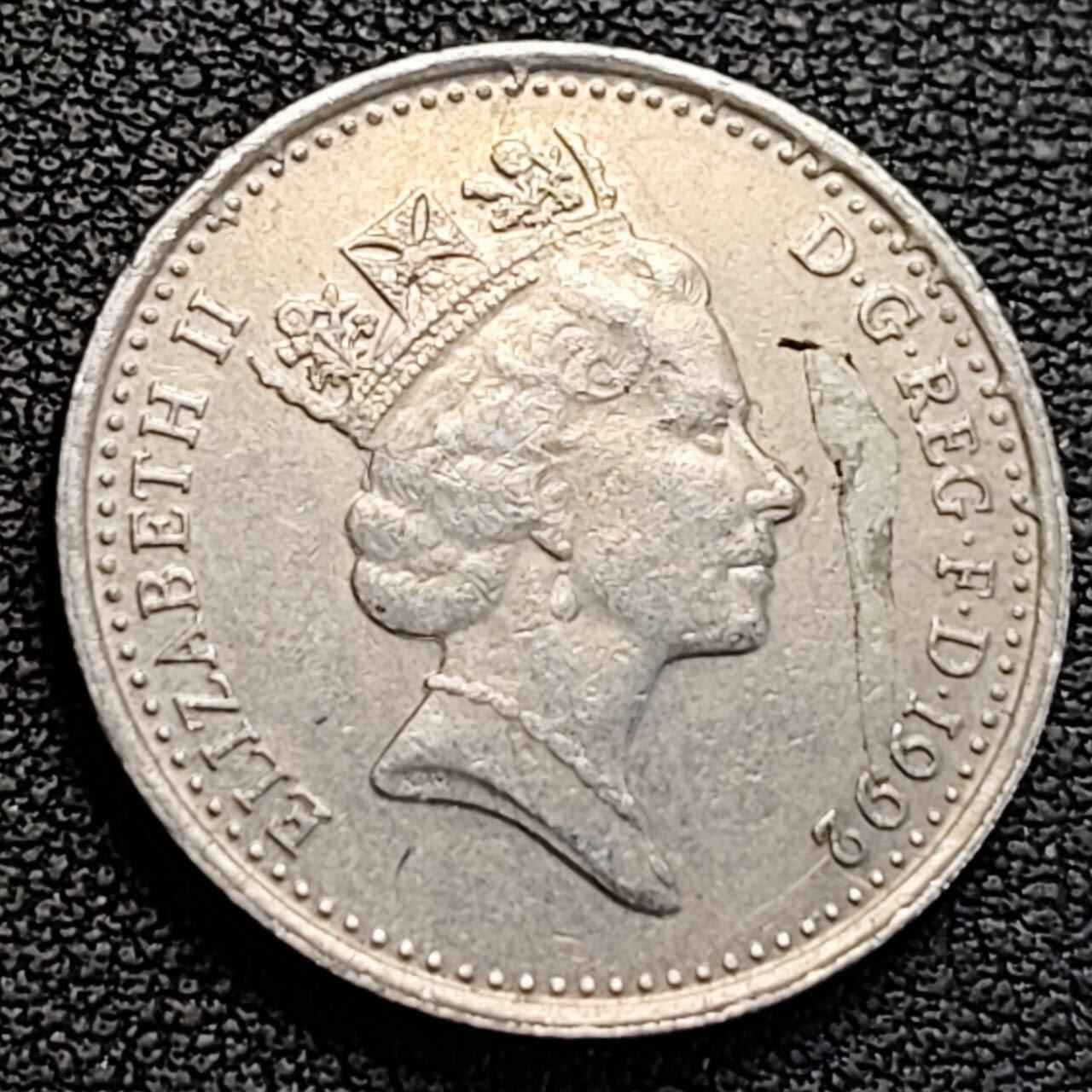 泉币菌-第186场- 小年快乐 精品福利场（本周五和之前的 2月14日发货） 英国1992年 10便士铜镍币 24.5mm 伊丽莎白二世女王 皇冠狮子