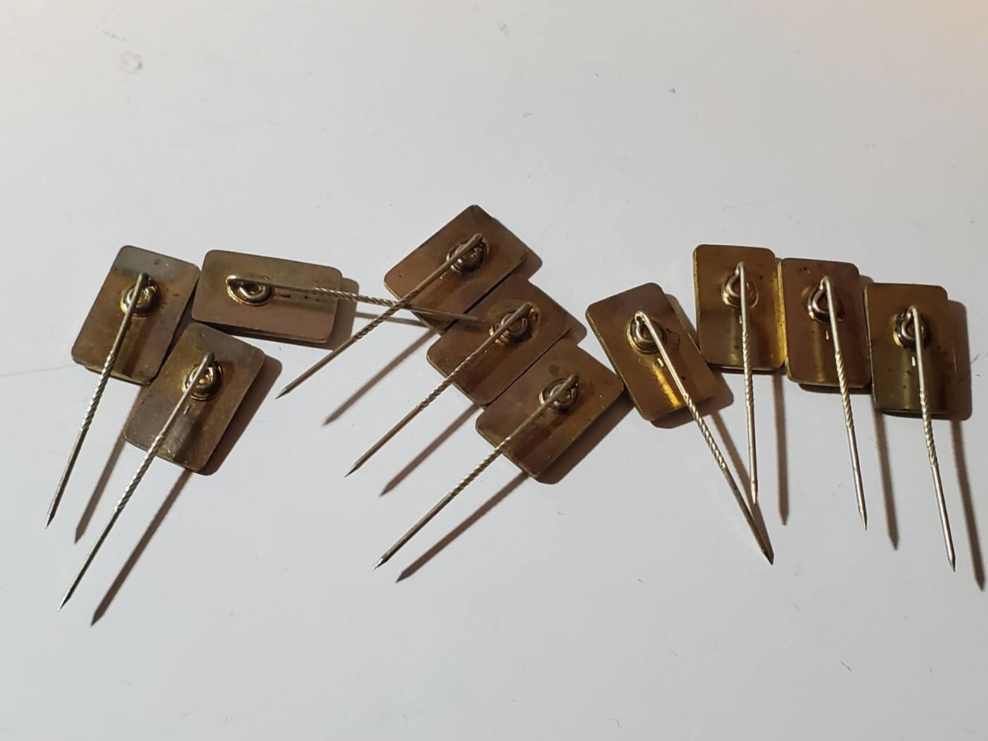 韵星假日军品类拍卖第40期 -- Rimey Holidays Militaria Auction 40 民主德国gst准军事部队一级射击技能证章一组十枚