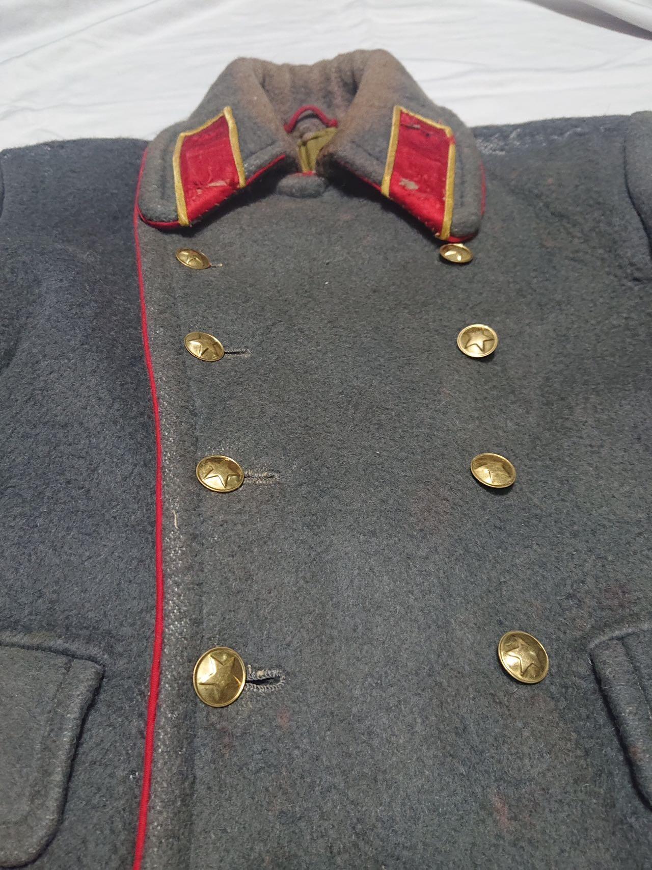 【第伍場】近代勋奖章徽章服饰杂项专场 驻朝鲜？苏式？高阶军官柞蚕丝衬 灰呢大衣 肩宽约53cm、袖长约60cm