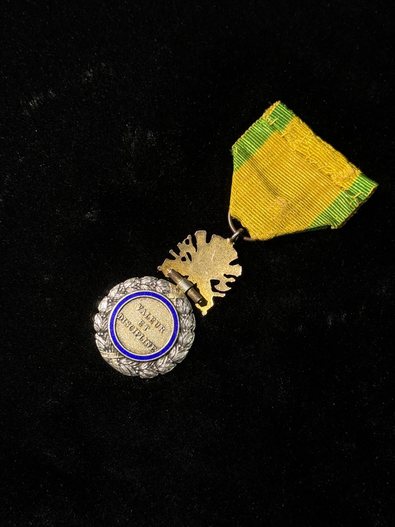 欢庆春节！戎马世界章牌大赏第111期春节大拍