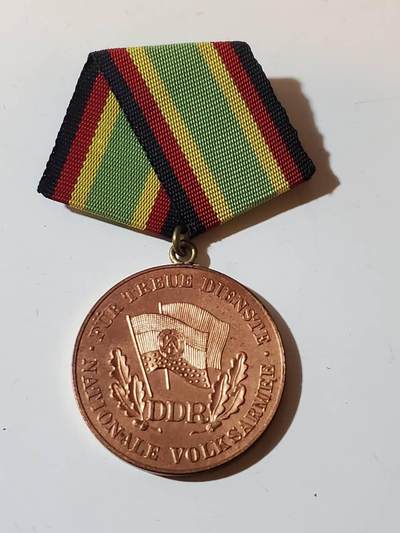 韵星假日军品类拍卖第40期 -- Rimey Holidays Militaria Auction 40 - 民主德国国家人民军铜级优秀服务奖章