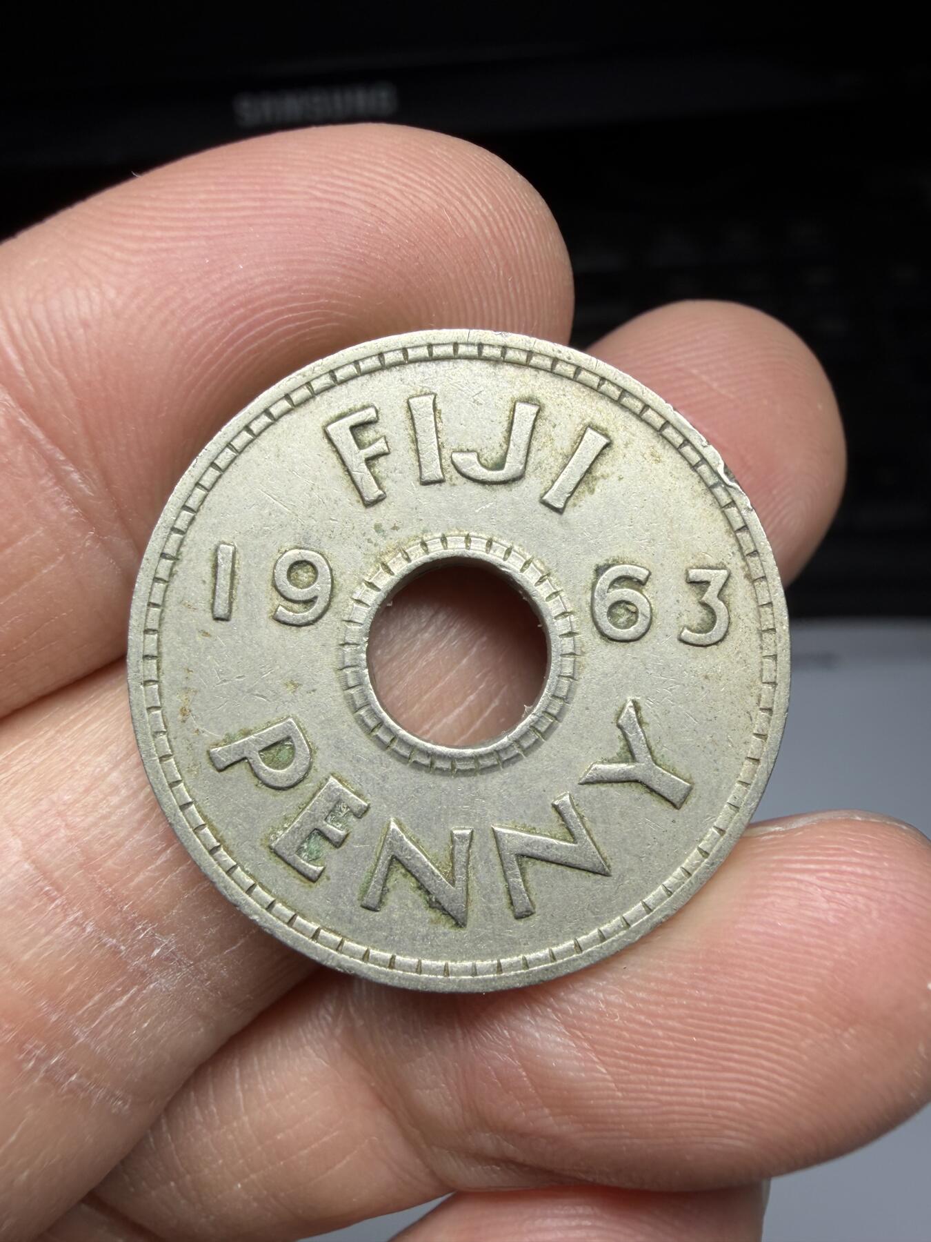 2025年集古藏今外币拍卖第二期-第6场—（总第306拍），可以寄存60天，满160元包邮。 1963年斐济1便士