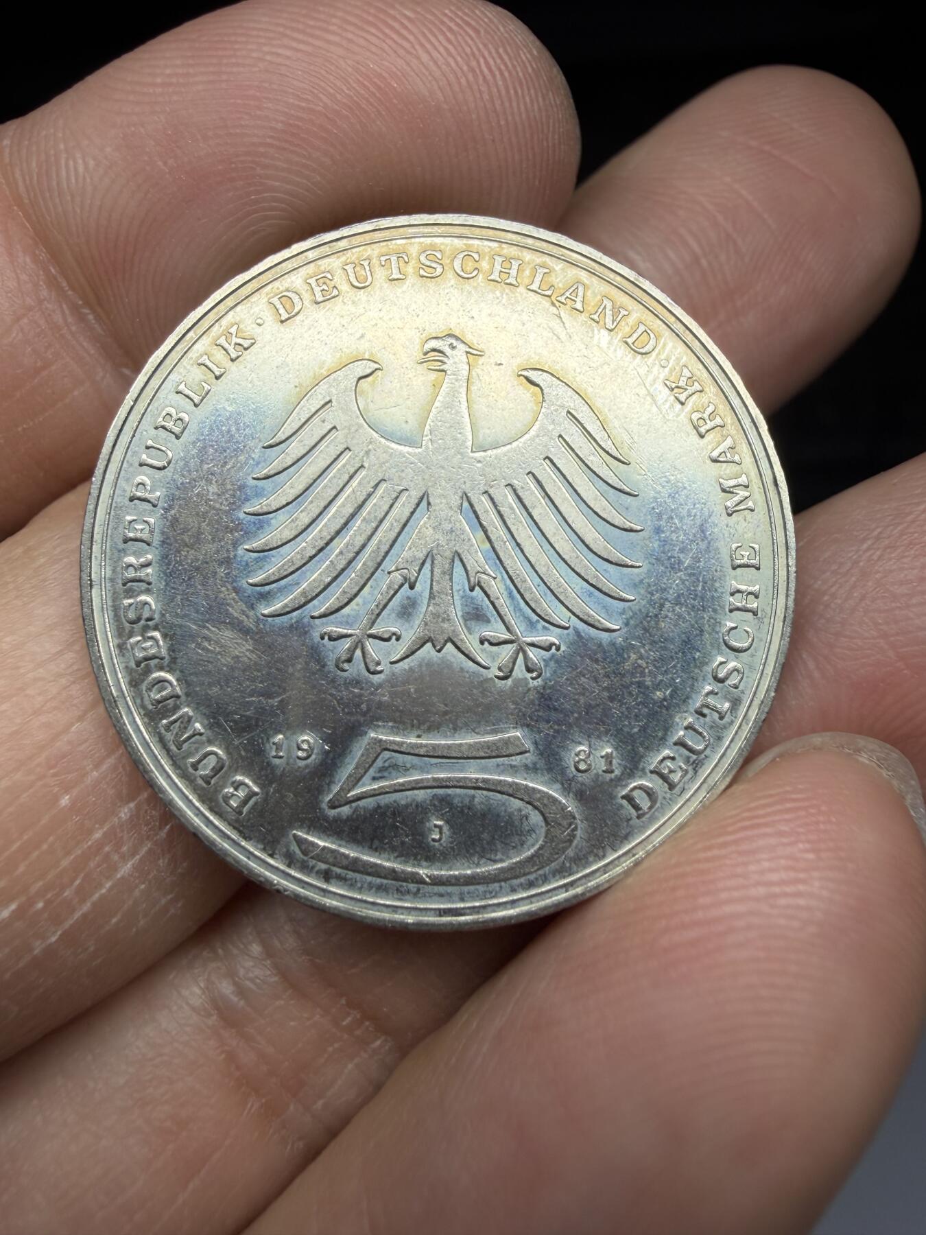 2025年集古藏今外币拍卖第二期-第6场—（总第306拍），可以寄存60天，满160元包邮。 1981年德国5马克纪念币02