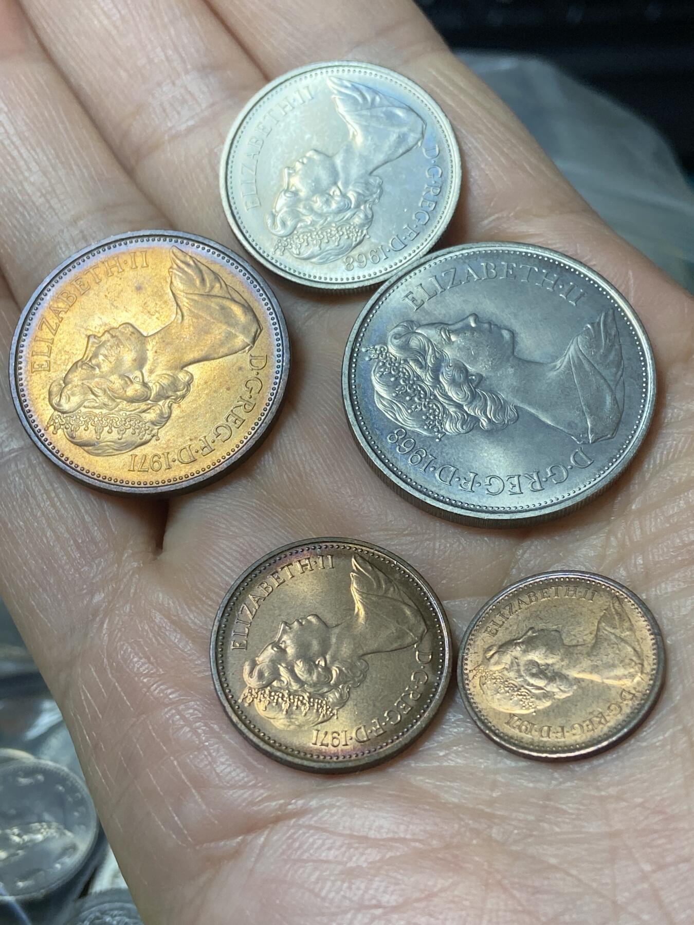 2026年第二十二场(总第一百九十一场）外国好品散币场(免佣金) 英国🇬🇧十进制第一版首发年套币5枚