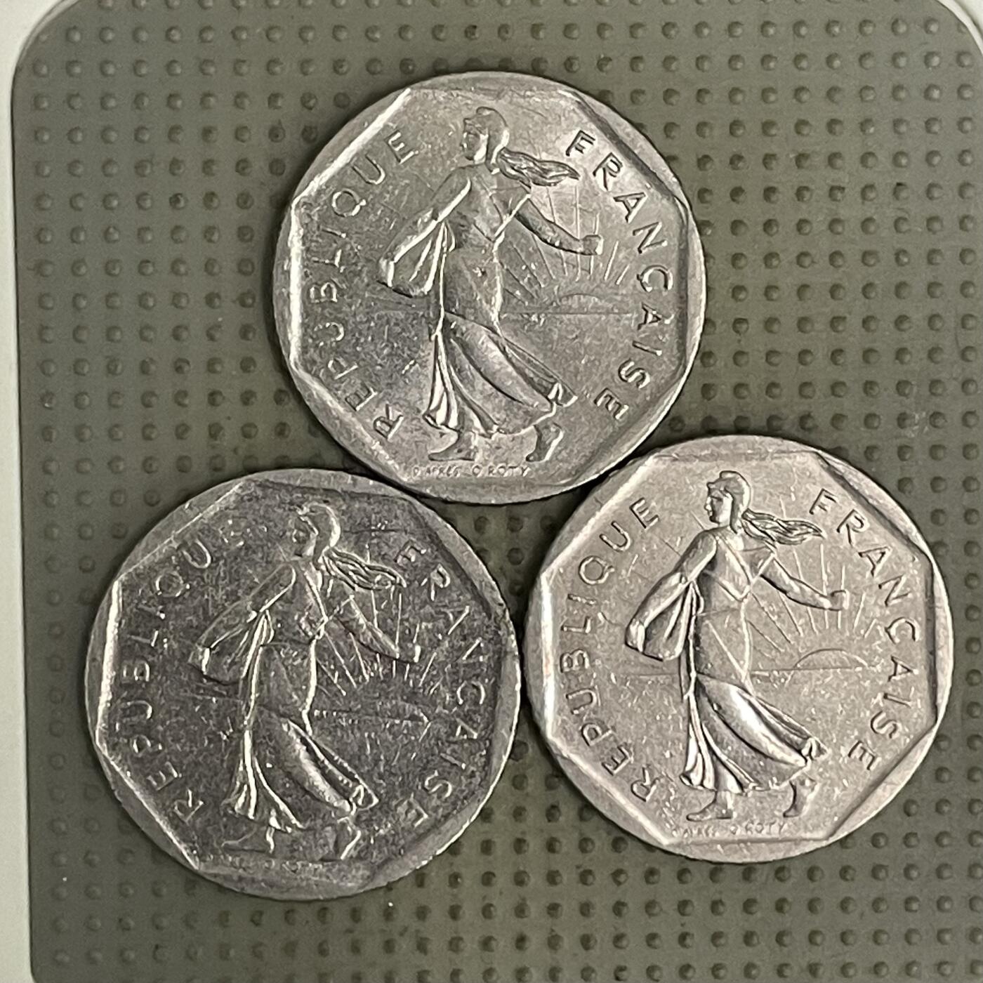 2026年第25场各国散币拍卖（总第175场）年前发货截止到11号