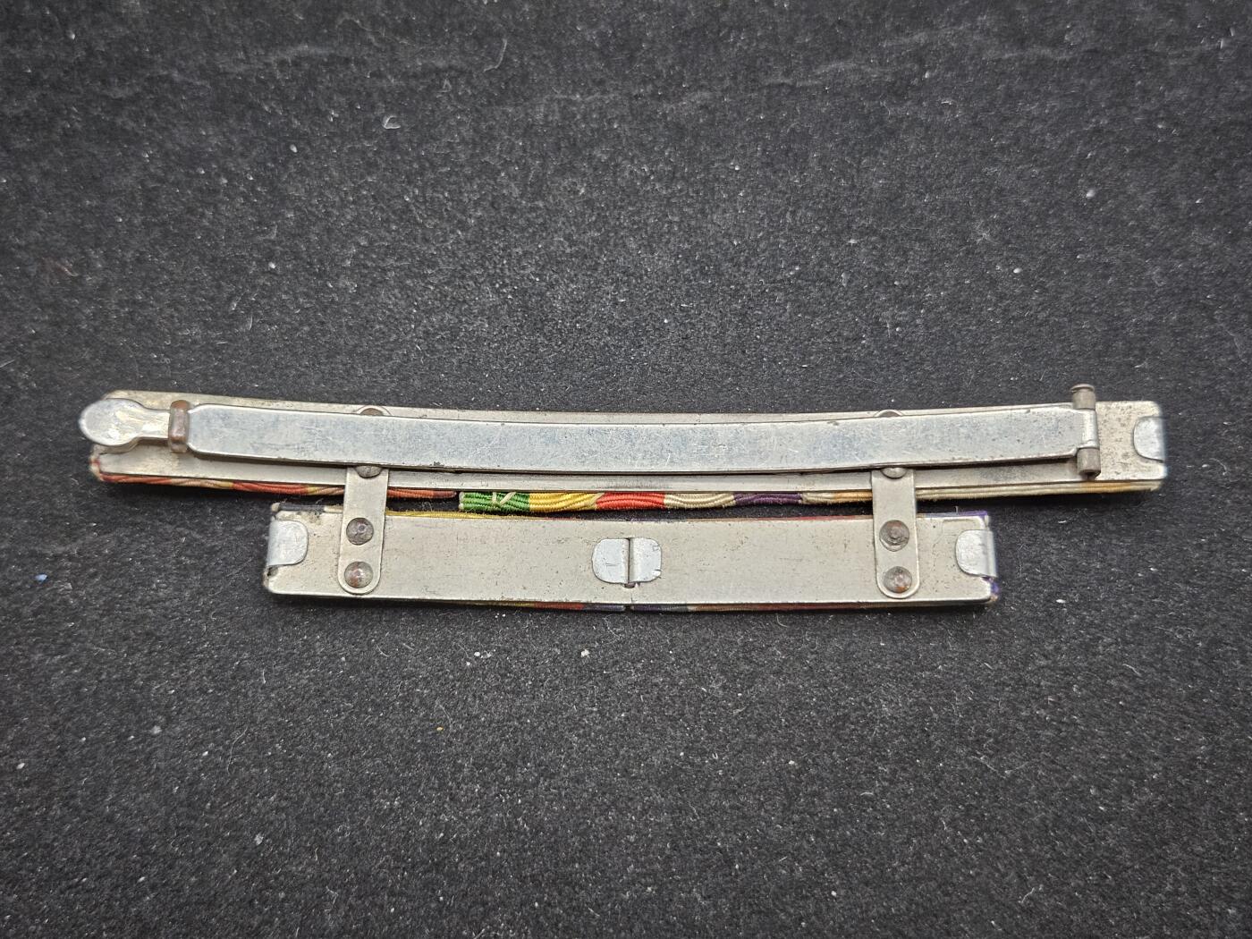 0元起拍勋章 第333期 咸鱼国勋章拍卖专场 2月11日（周三）下午6：00开始 日本战时五连略