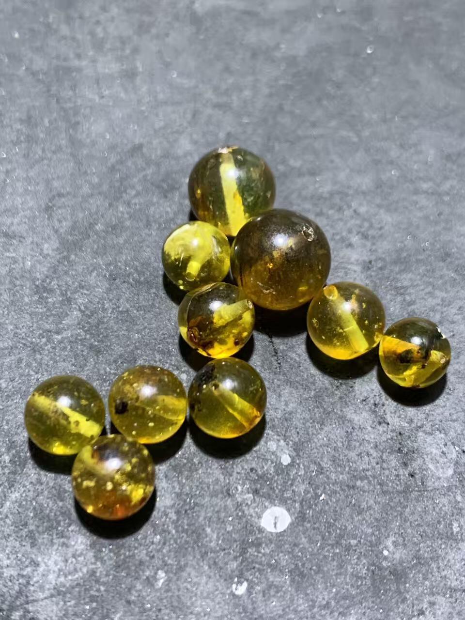 乌克兰原矿金珀通货珠子一组