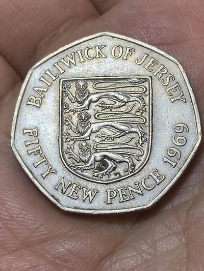 2026年第二十二场(总第一百九十一场）外国好品散币场(免佣金) - 英属泽西岛🇯🇪1969年50新便士(伊丽莎白二世中年花冠，十进制第一版首发年)