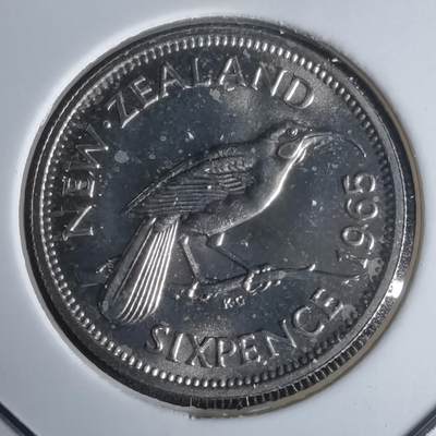 沼泽如烟--第990场 - 新西兰1965年6便士