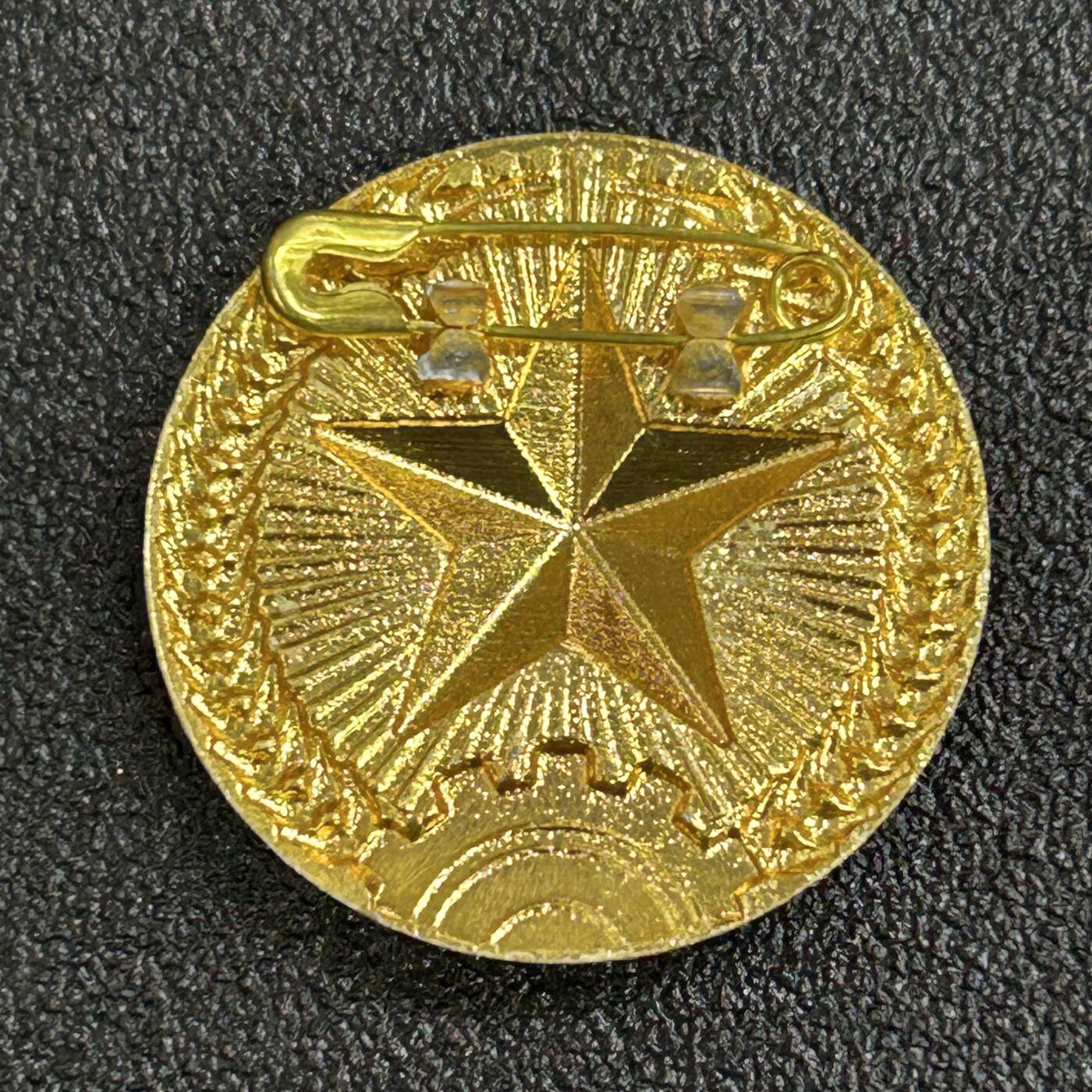 西秦中古拍卖第七十七期 2026马年新春专场 本场拍品年初九发出 越南南方民族解放阵线帽徽 越南游击队帽徽 早期中国代工版 制作精致