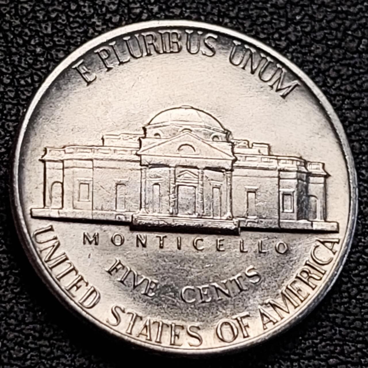 泉币菌-第186场- 小年快乐 精品福利场（本周五和之前的 2月14日发货） 美国1981年5美分纪念币 杰斐逊 及 故居蒙蒂塞洛庄园 21mm 