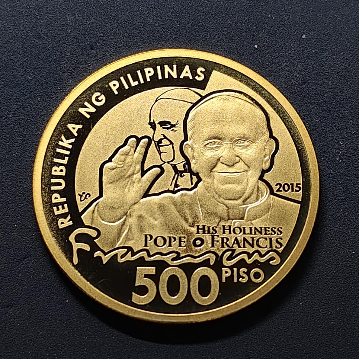 【全场包邮】纯粹捡漏拍503场 【少见】菲律宾2015年500比索教皇访问精制镀金纪念币-盒证全【奎松造币厂铸造，设计简约，精致漂亮】