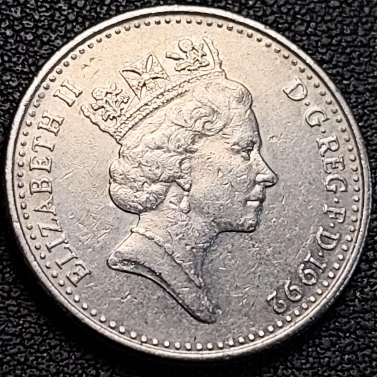 泉币菌-第186场- 小年快乐 精品福利场（本周五和之前的 2月14日发货） 英国1992年 10便士铜镍币 24.5mm 伊丽莎白二世女王 皇冠狮子