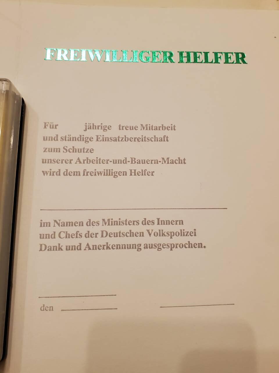 （450件拍品！制服徽章盛宴）罗岚⭐爱藏⭐年前甄选大拍场-店主清仓处理-分享拍场额外现金红包（实体经营） 民主德国铜级工战队功绩奖章带原盒略 证书一大套 品相非常好