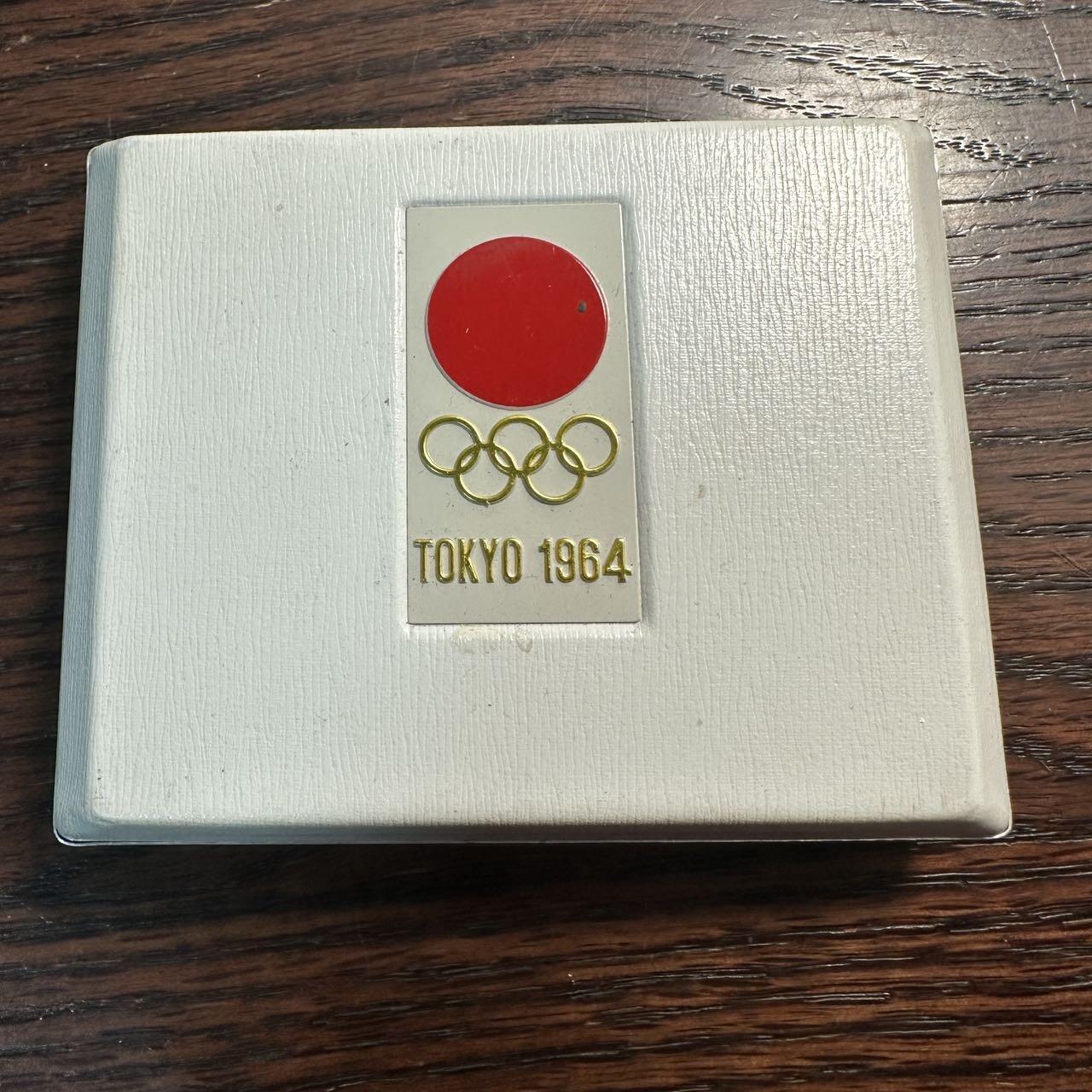 蒂克钱币 -第58场 日本企业章 徽章专场 1964年 东京奥运镀金章 原盒证60mm 86g