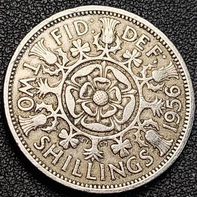 泉币菌-第188场- 迎 情人节专场 本场拍品多 请提前出价（本周五和之前拍的 2月14日发货） - 英国早期1956年2先令老镍币 伊丽莎白二世青年女王头像 28.3MM