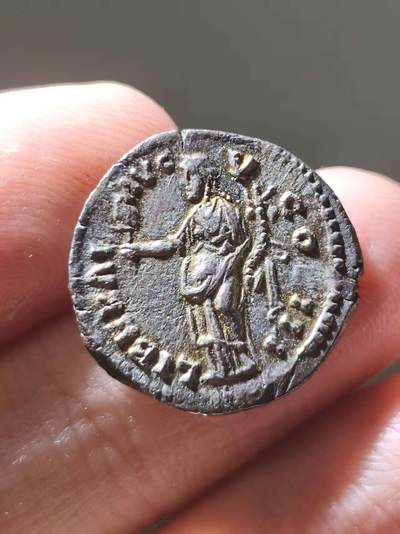 极美品！国际大热门品种！罗马帝国 公元169年打制 哲人王马可奥勒留第纳尔银币 现在海外涨的最火的就是他了  经典传奇皇帝纲目品种  5年前同品相同题材的CNG都能拍过两千 