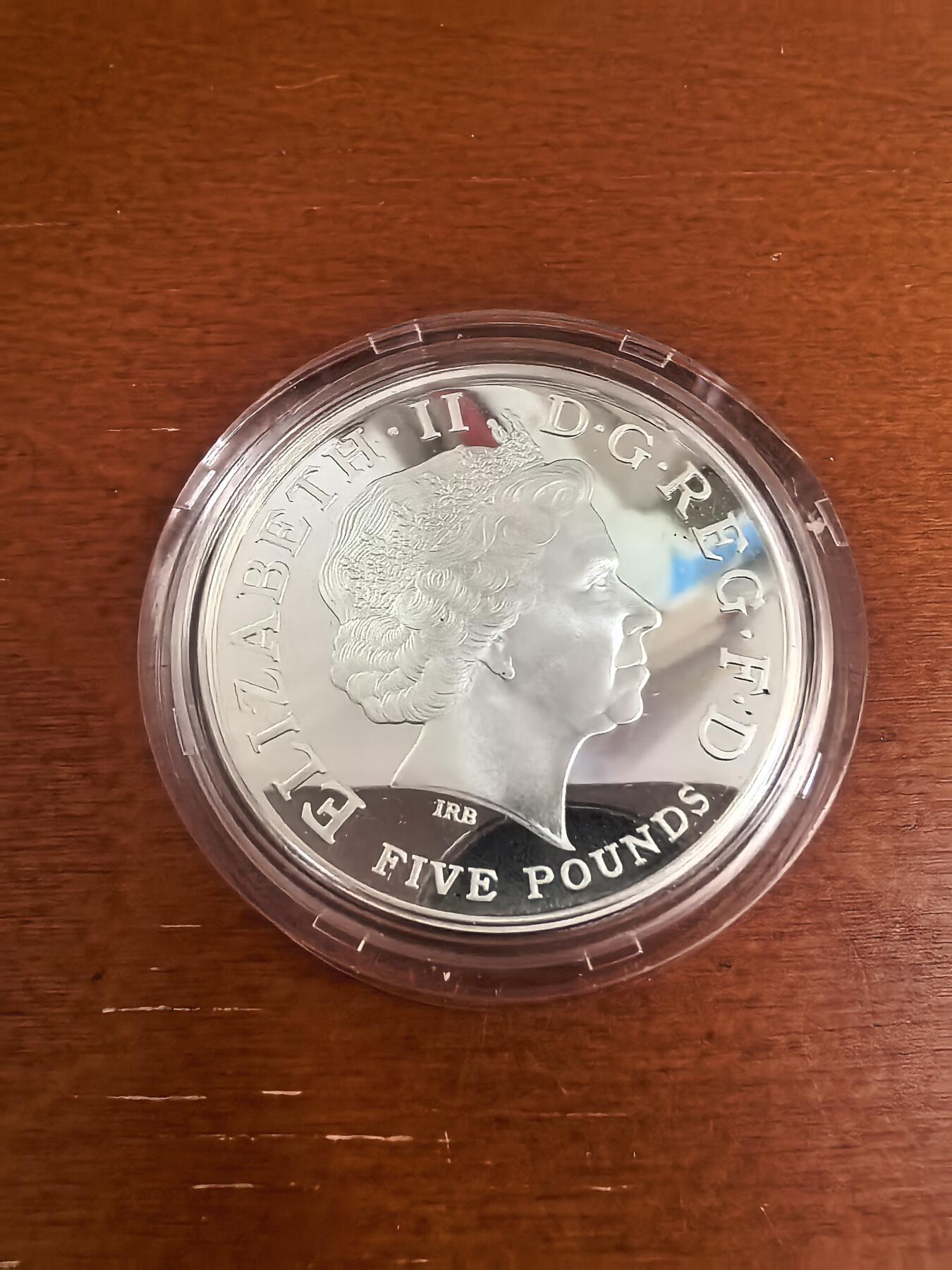 长老汇蛇年精选第九十九场拍卖 2013英国伊丽莎白二世加冕六十周年纪念5英镑加厚精制银币， 56.56克925银，3000枚，第四版头像