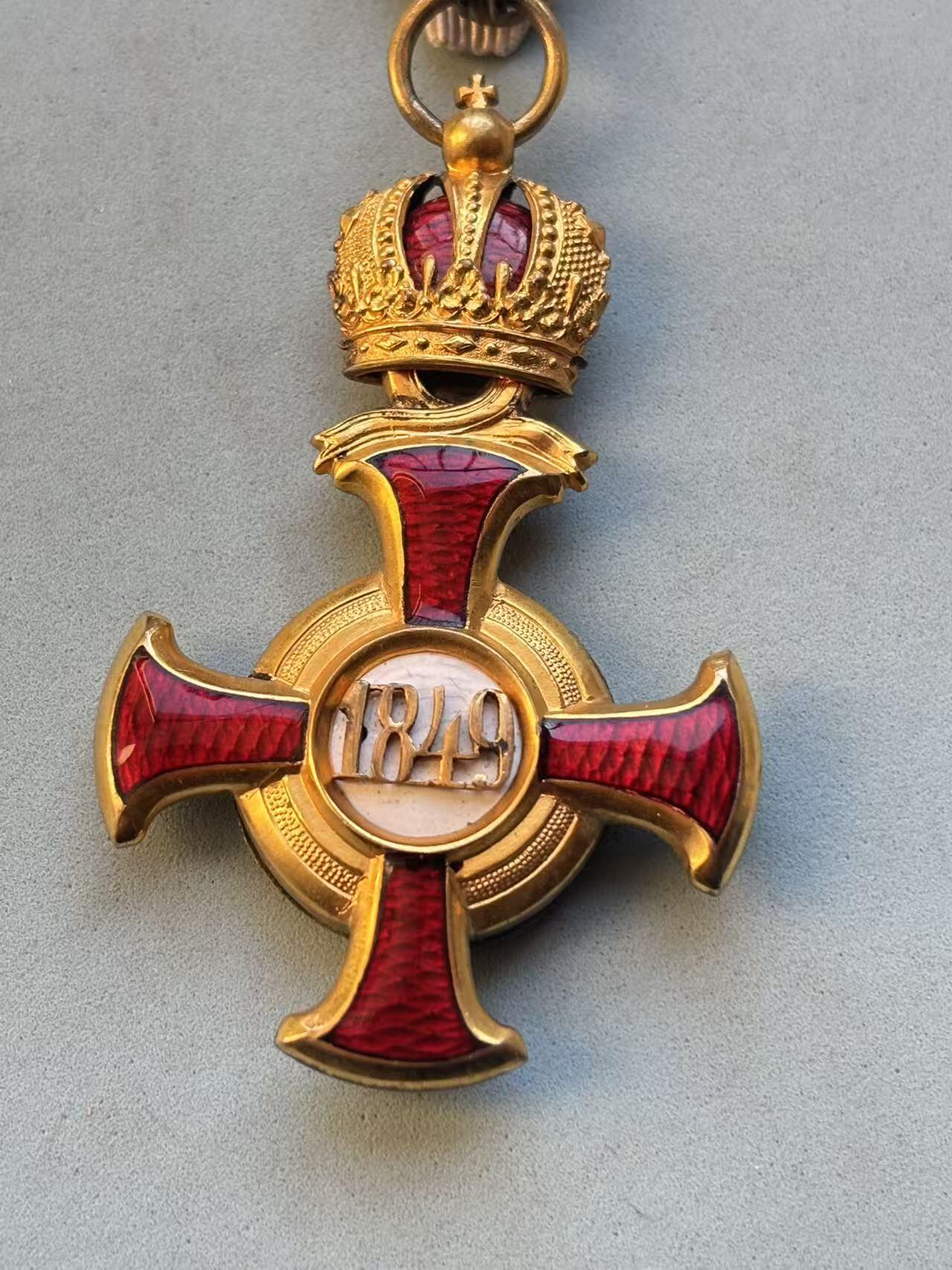 盛世勋华——号角文化勋章邮票专场拍卖第305期 奥匈帝国一级功绩勋章 金制带标 带原盒