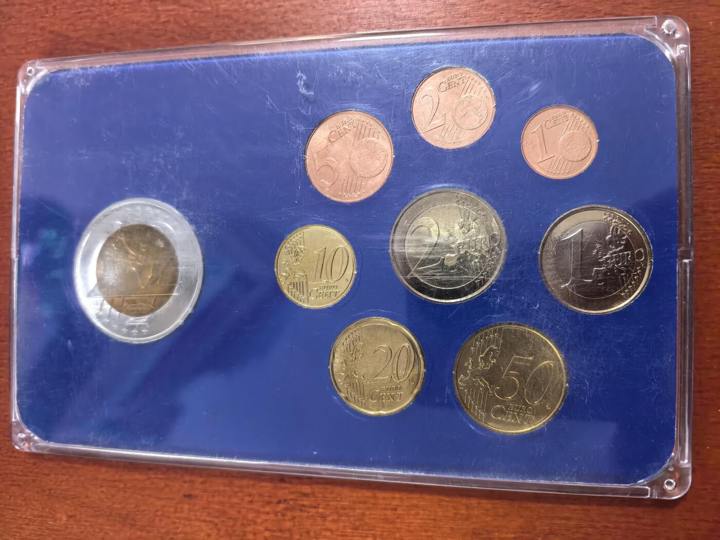 长老汇蛇年精选第九十九场拍卖 2011比利时欧元套币3.88欧元（少量其他年份），含2欧元双金属试铸币1枚