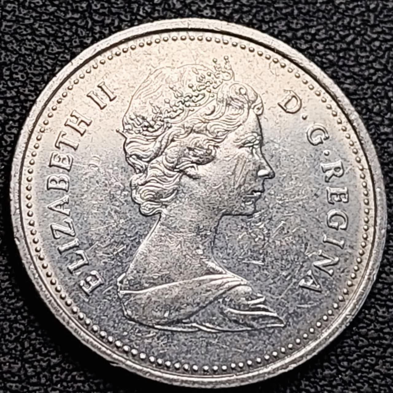 泉币菌-第186场- 小年快乐 精品福利场（本周五和之前的 2月14日发货） 高币值 加拿大1985年1/4加拿大元 伊丽莎白二世 驯鹿 24mm 