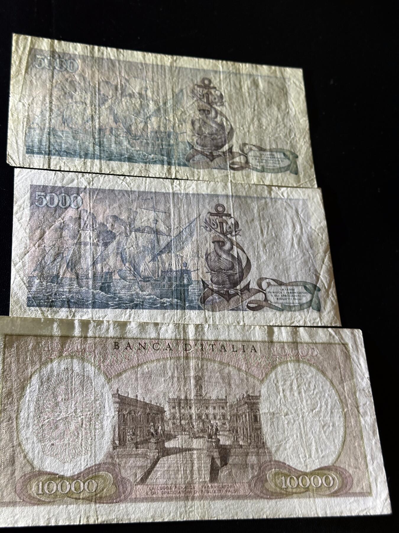《外钞收藏家》第六百一十期（新年假期场/年后快递恢复正常再发货）（长期征集拍品、欢迎藏友们联系合作） 意大利5000和1万 三张一起 非全新 品相如图