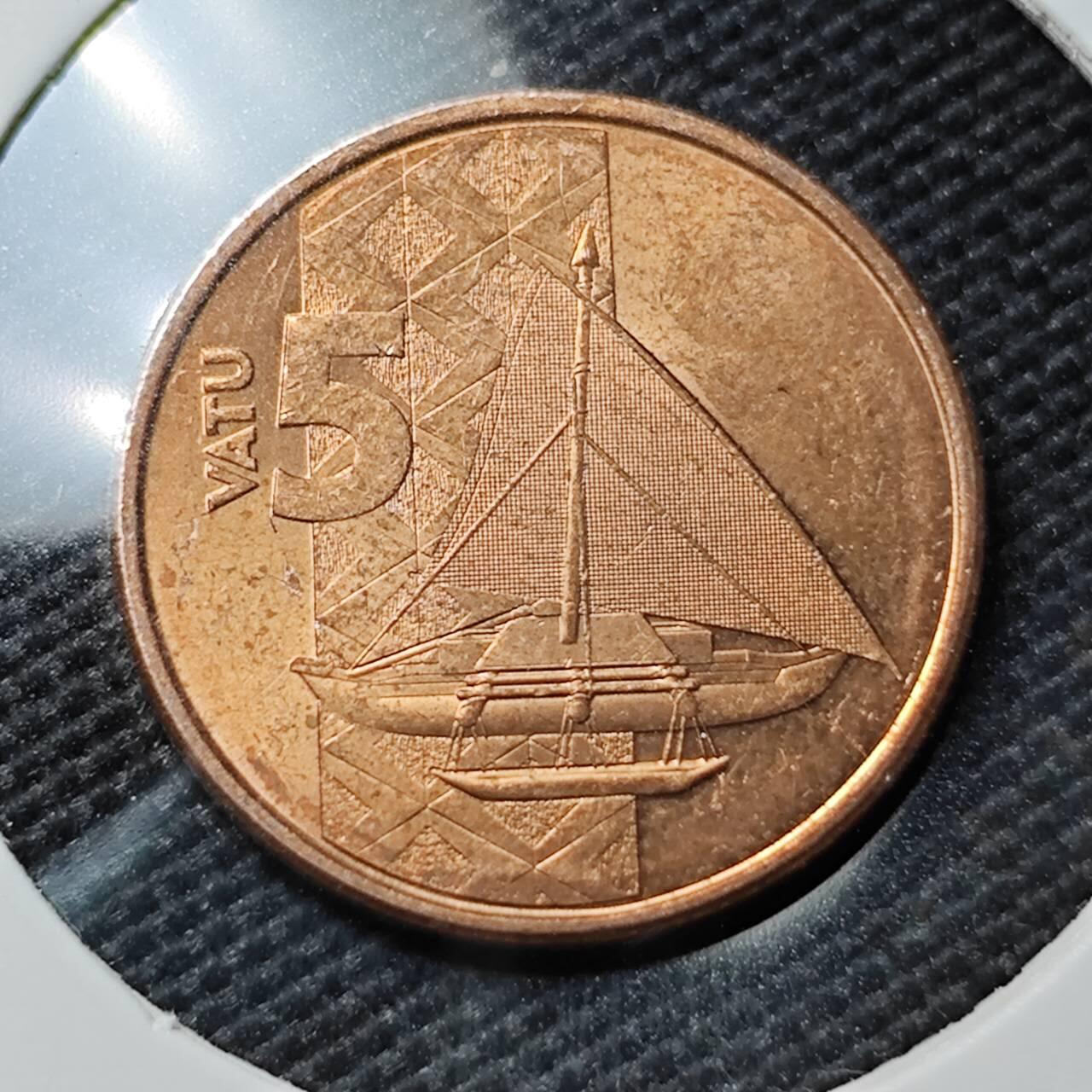 KK钱币收藏小铺  第395期  2月预留时间 周末发货 2015瓦努阿图5瓦图 