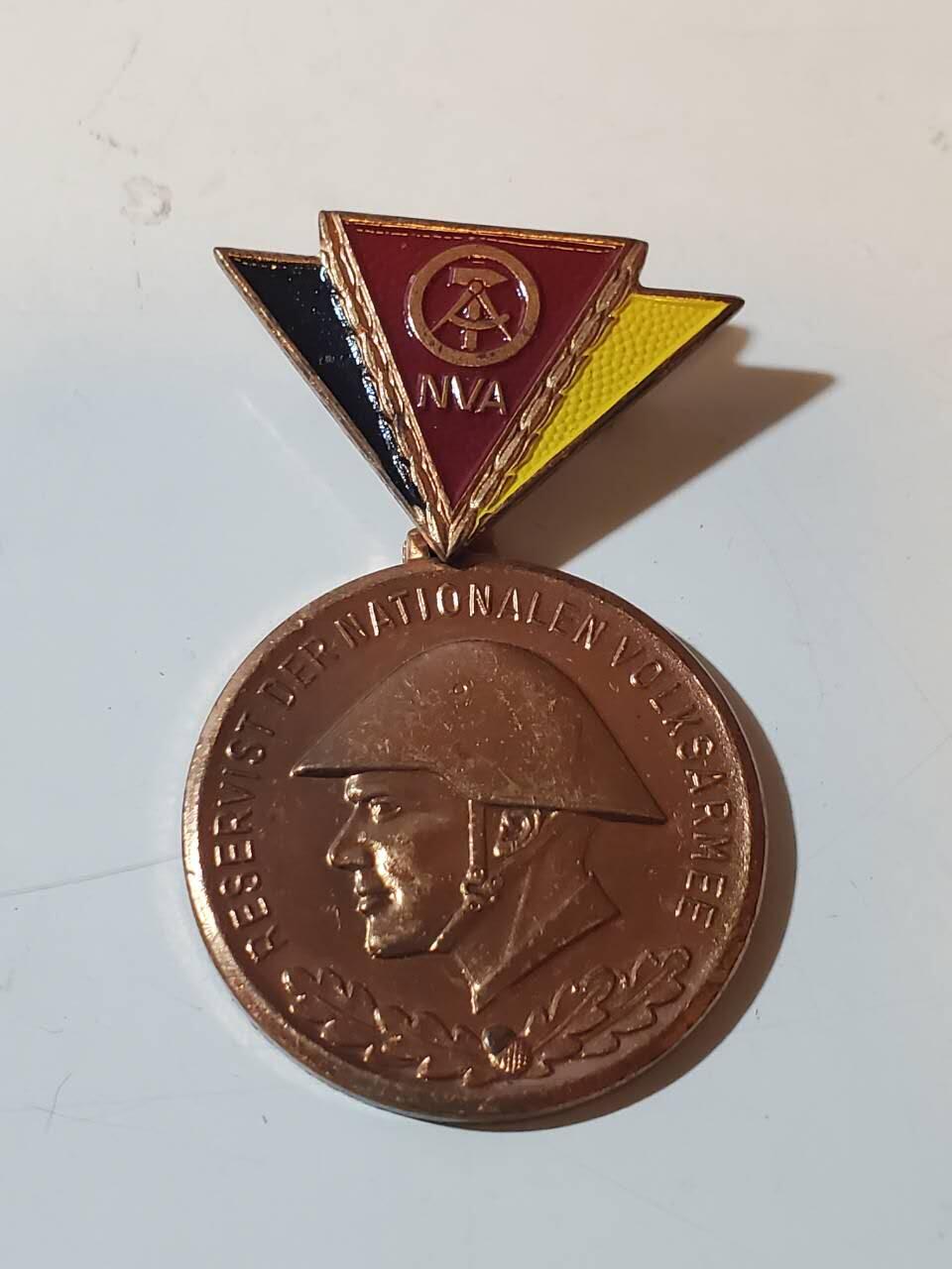 韵星假日军品类拍卖第40期 -- Rimey Holidays Militaria Auction 40 民主德国预备役铜级预备役军官服务奖章