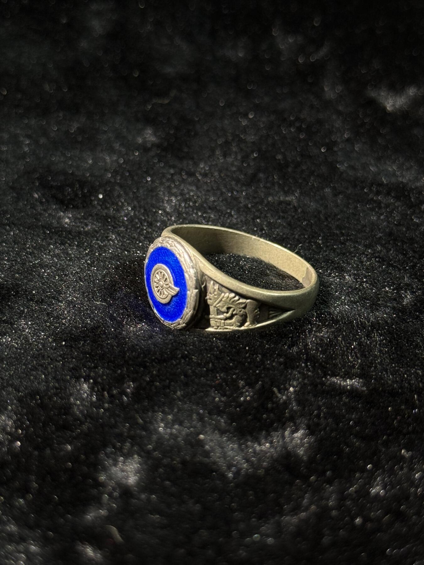 欢庆春节！戎马世界章牌大赏第111期春节大拍