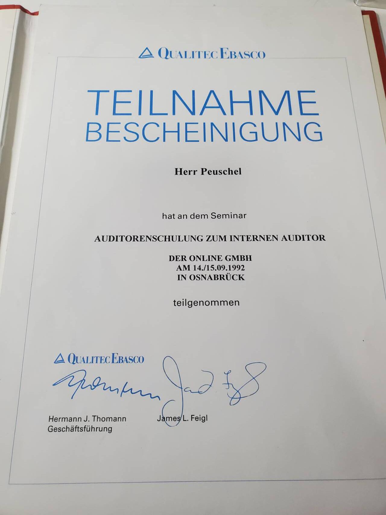 韵星假日军品类拍卖第40期 -- Rimey Holidays Militaria Auction 40 德国过渡时期内部稽查师资格证书 1992两德已经河滨但部分地区沿用东德的排版和使用未用光的红色封皮