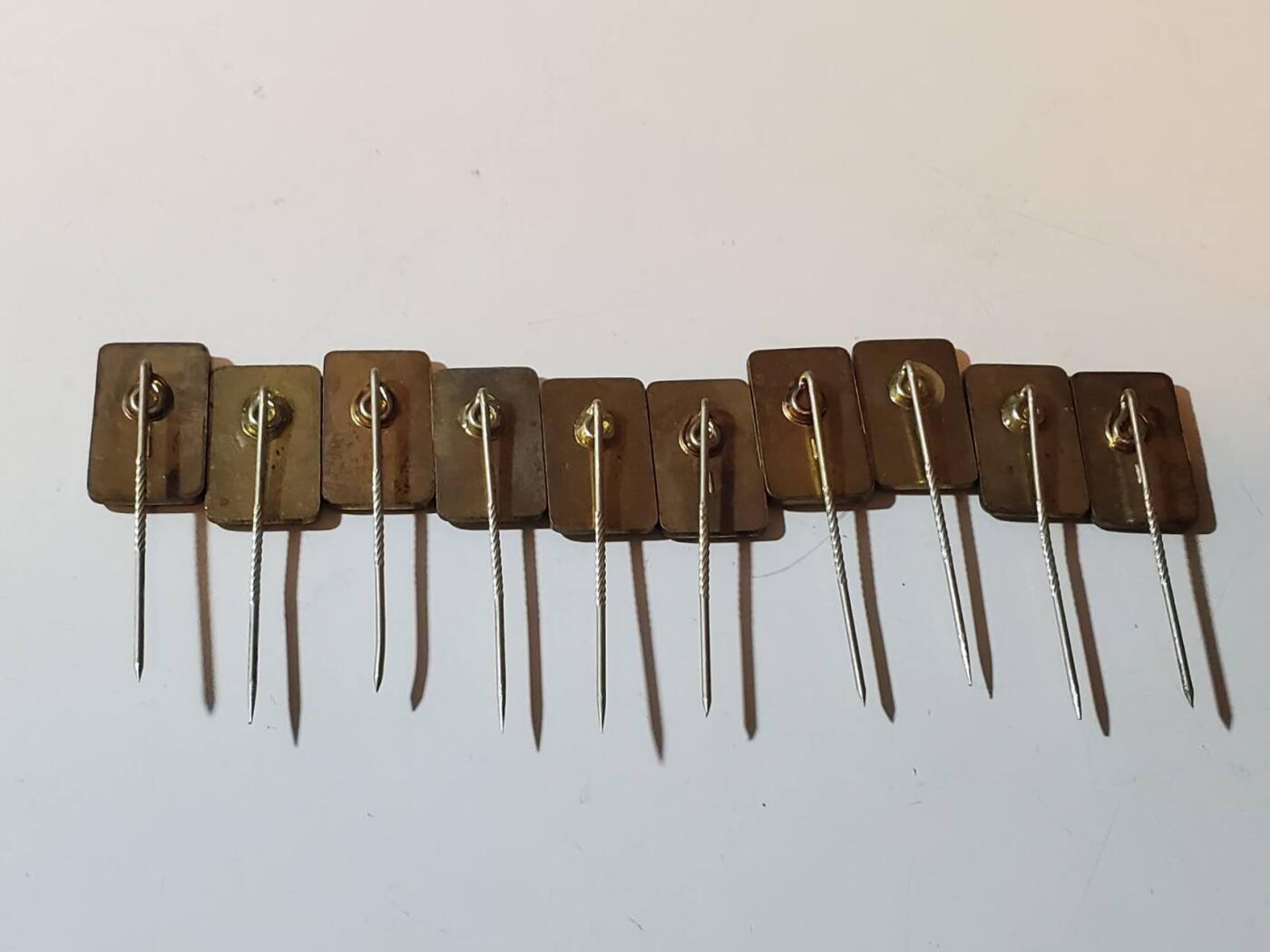 韵星假日军品类拍卖第40期 -- Rimey Holidays Militaria Auction 40 民主德国gst准军事部队二级射击技能证章一组十枚