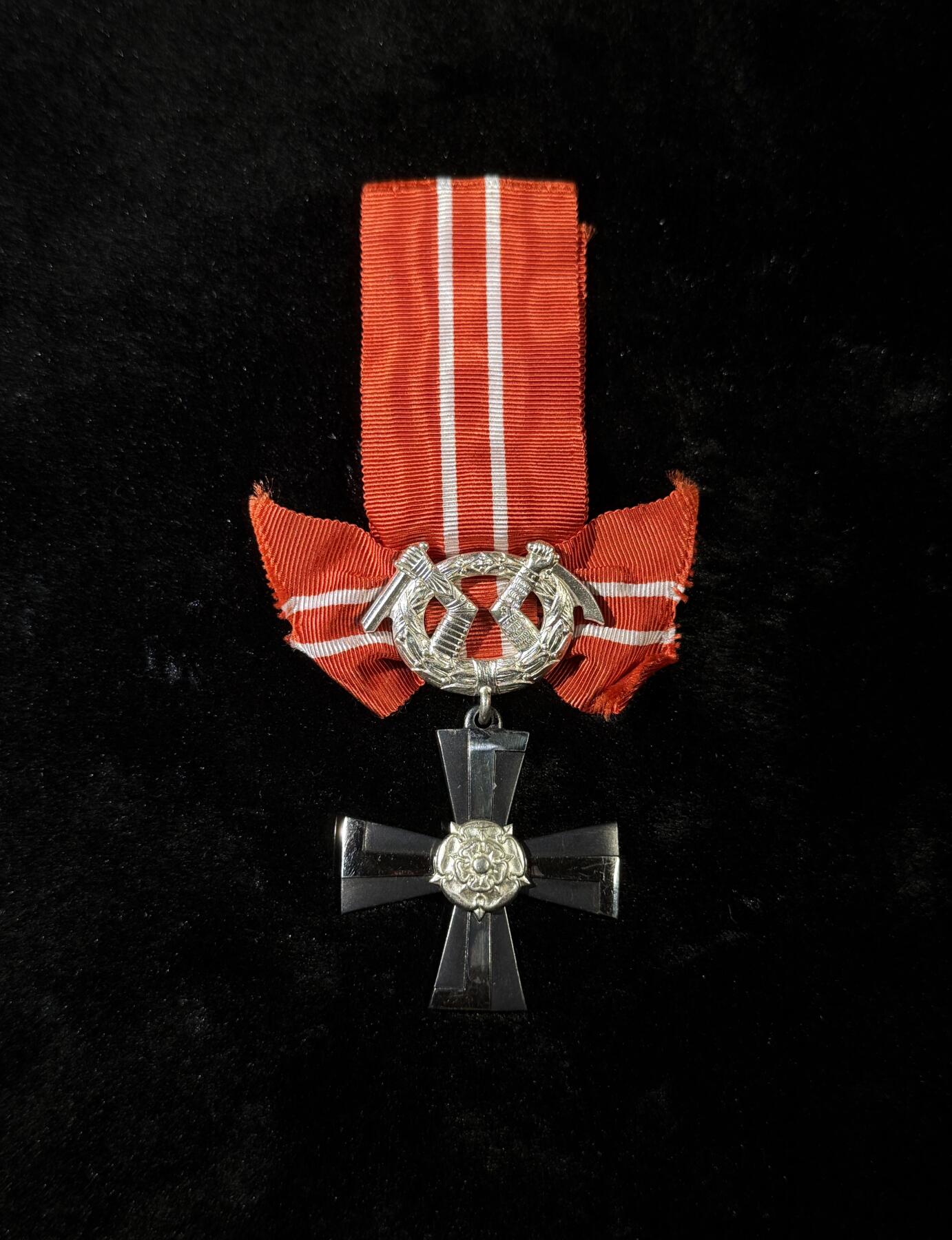 欢庆春节！戎马世界章牌大赏第111期春节大拍